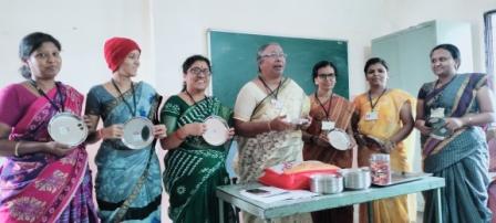 Rally - 'Avoid Junk Food' by V std. on 08.09.23