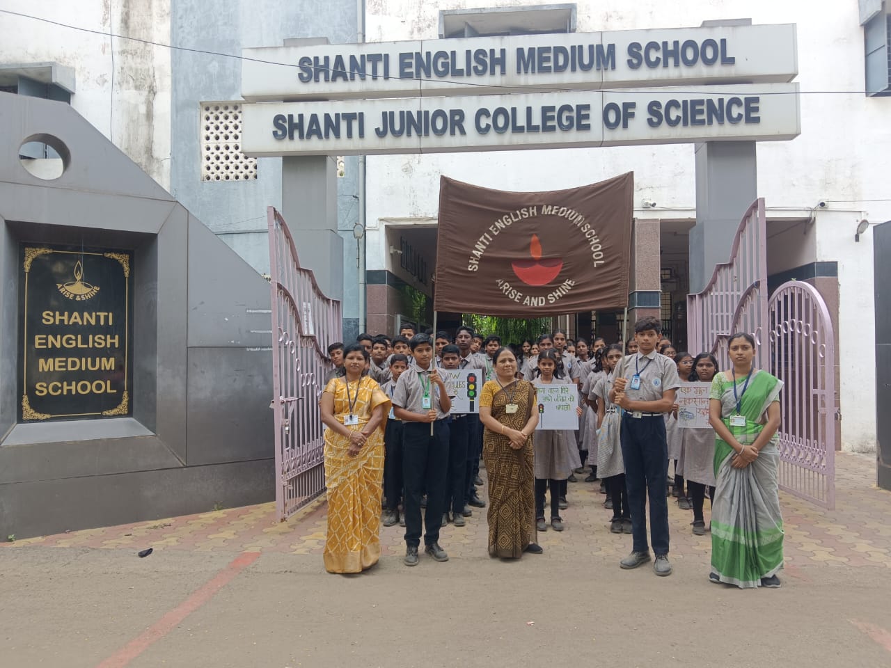 Rally - 'Follow Traffic Rules' by std VIII on 17.07.2025