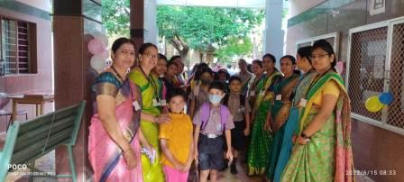 Welcoming I to IX Std. students by Blue & Green house teachers on 15.06.22