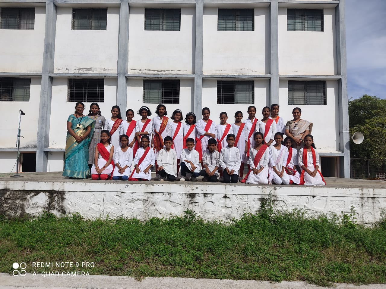Mahatma Gandhi Birth anniversary celebrated by VI std. students on 03.10.25
